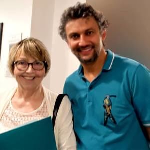 Meet your Posher, Nola